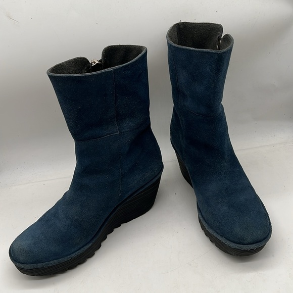 Fly London Yex Blue Suede Fold over Wedge Ankle Boots Eur 39 US 8.5 Comfort - Picture 2 of 12